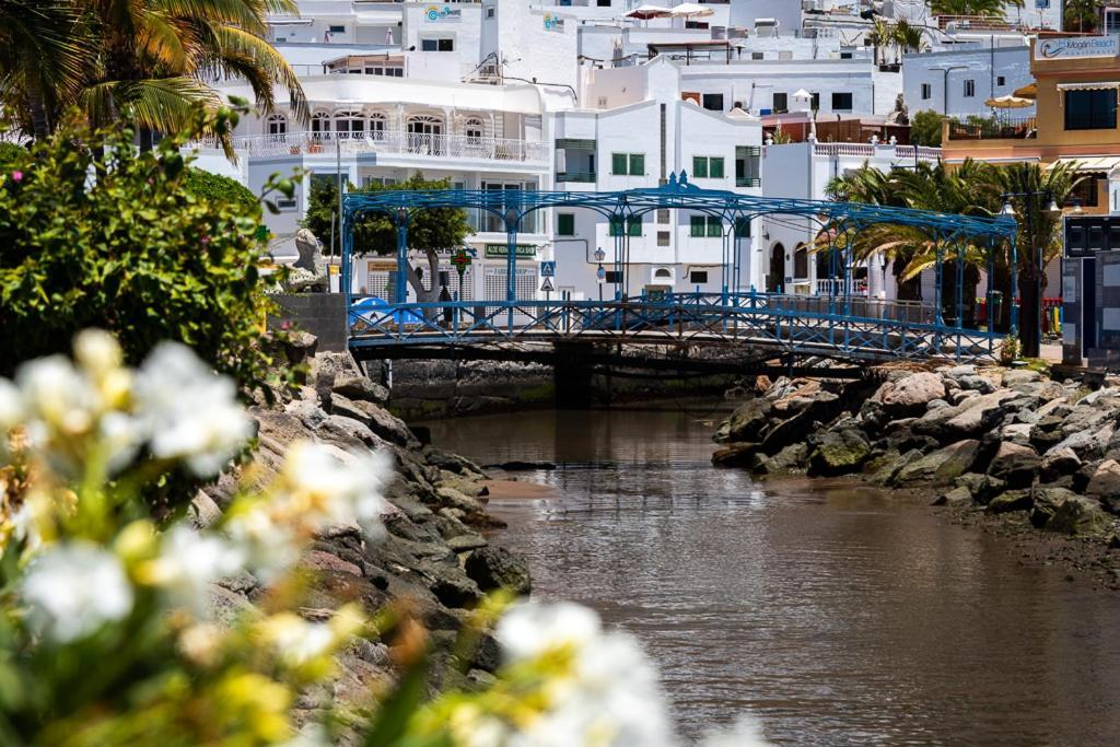 Apartamentos Las Palmeras Puerto De Mogan Exterior photo